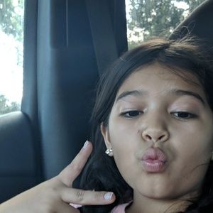 Meet your Posher, Isabella